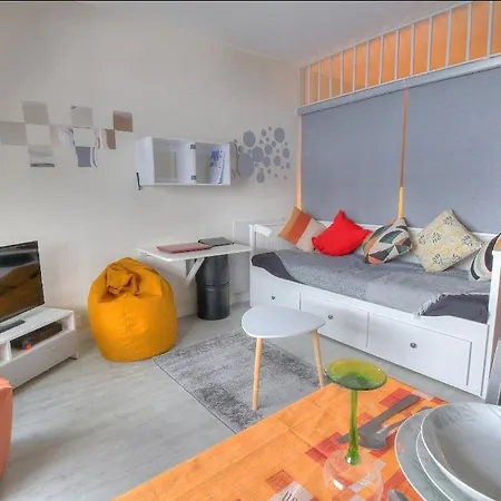Confort, Parking Prive, Terrasse Et Apartmán *