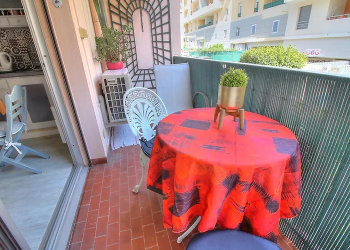 Confort, Parking Prive, Terrasse Et *