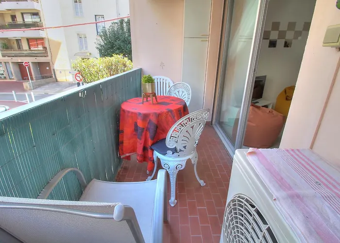 Confort, Parking Prive, Terrasse Et